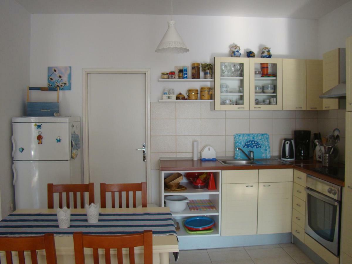 Apartman Martic Klek Eksteriør billede